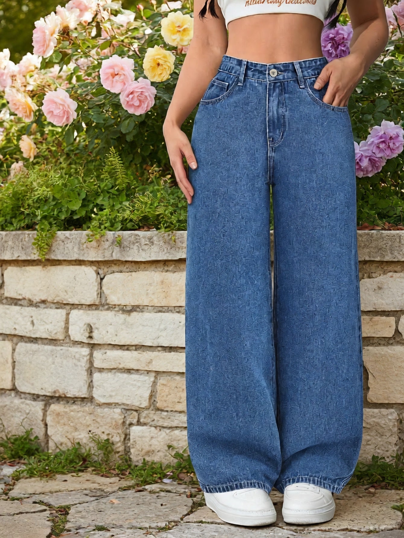 Effortless Relaxed Blue Wide Leg Jeans for Women with High Waist Flowing Style