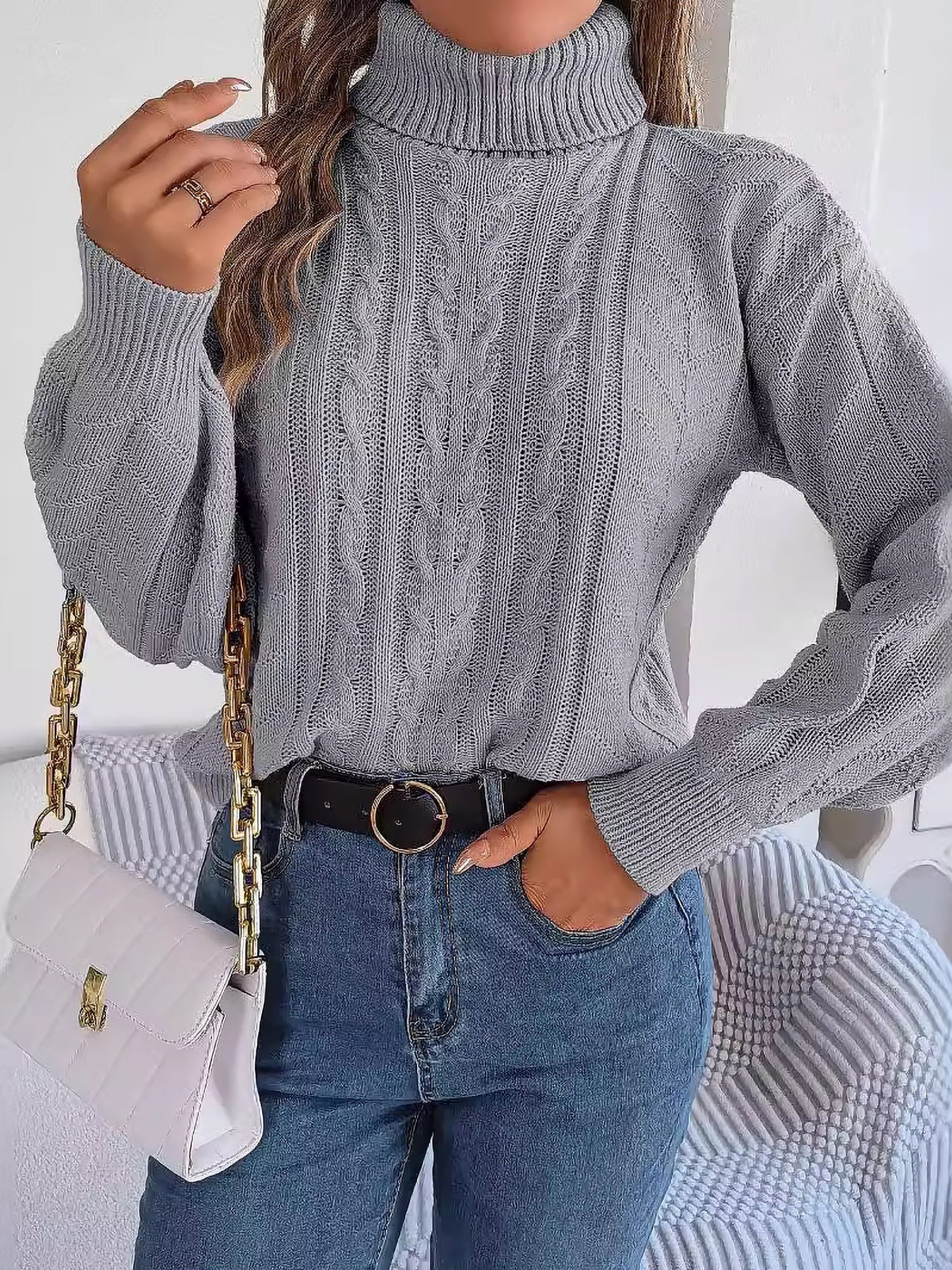 Comfortable Cable Knit Sweater for Women with Turtleneck Long Sleeve Style