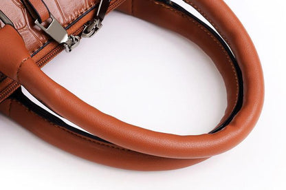 Stylish Handbag for Women with Set Design