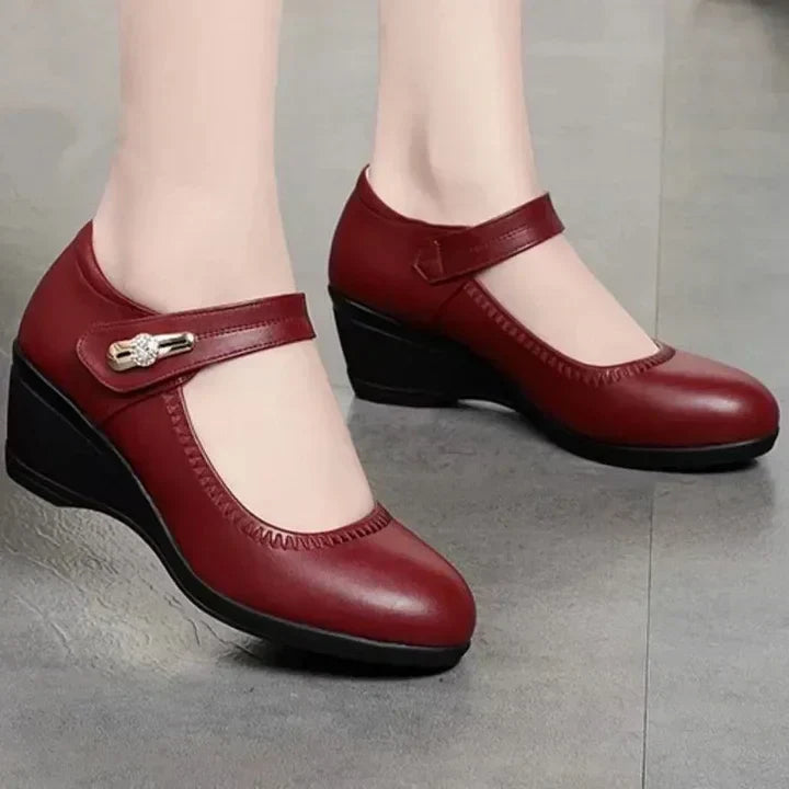 Comfortable Heels for Women with Cushioned Low Heel Breathable Style