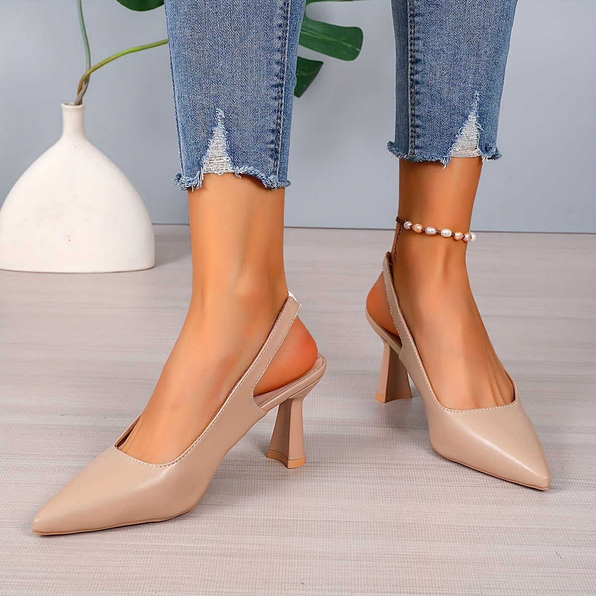 Stylish Heels for Women with Slingback Pointed Toe Style