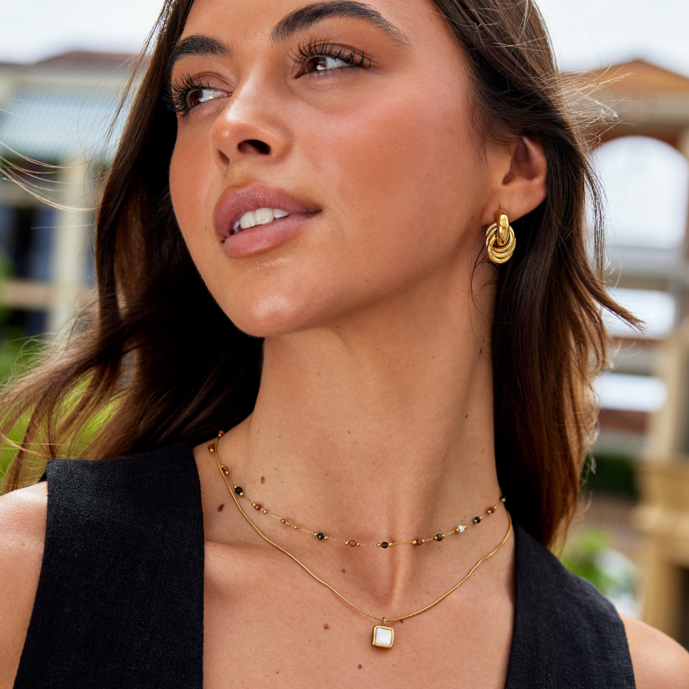 Elegant Necklace for Women with Beaded Minimalist Design