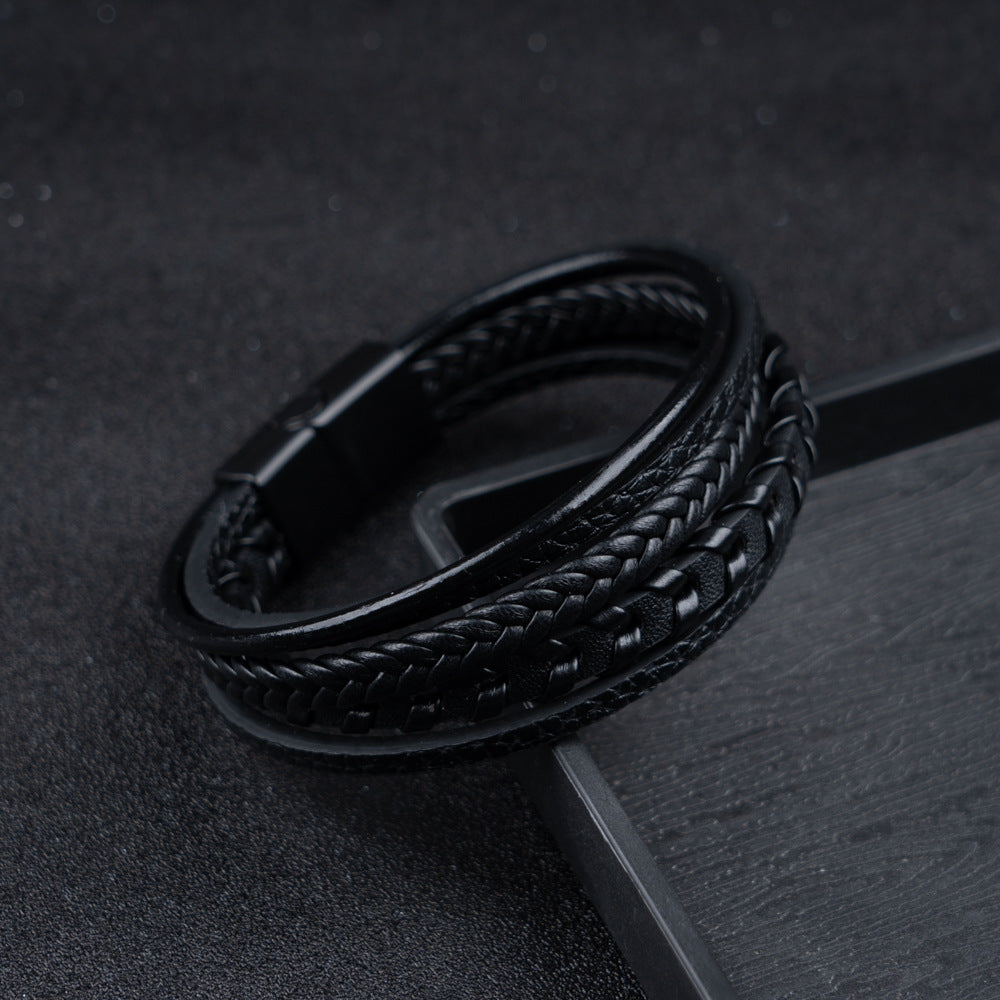 Elegant Bracelet for Men with Braided Viking Design