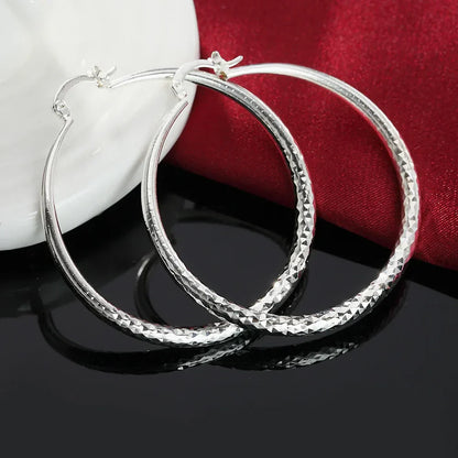 Elegant Earrings for Women with Retro Silver Design