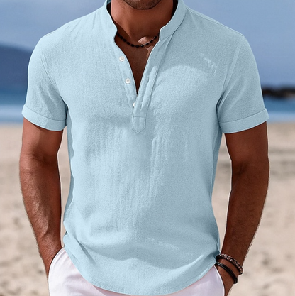 Effortless Button Down Shirt for Men with Short Sleeve