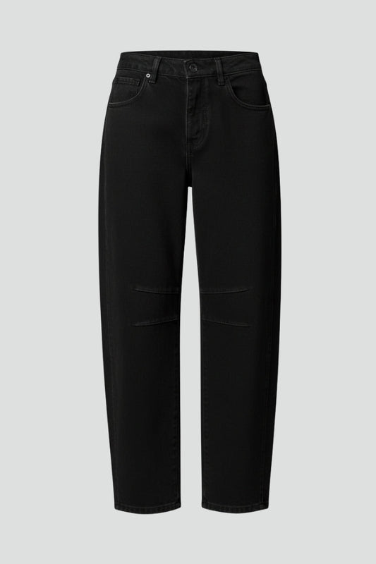 Effortless Relaxed Black Jeans for Women with High Waist Straight Leg Style