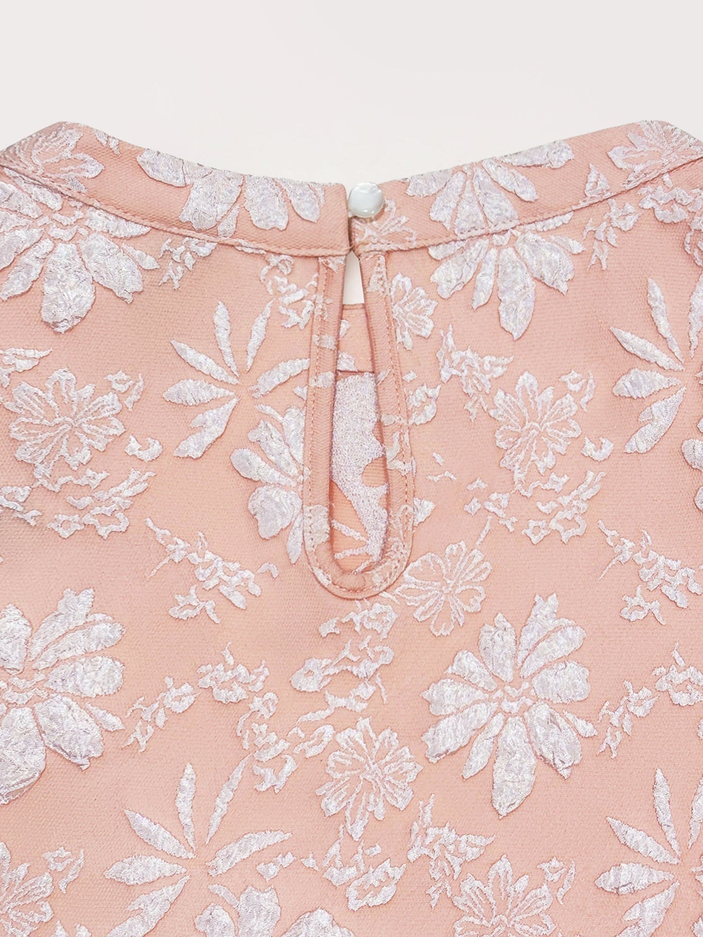 Elegant Floral Shift Dress for Women with Round Neck Puff Sleeve Jacquard Style