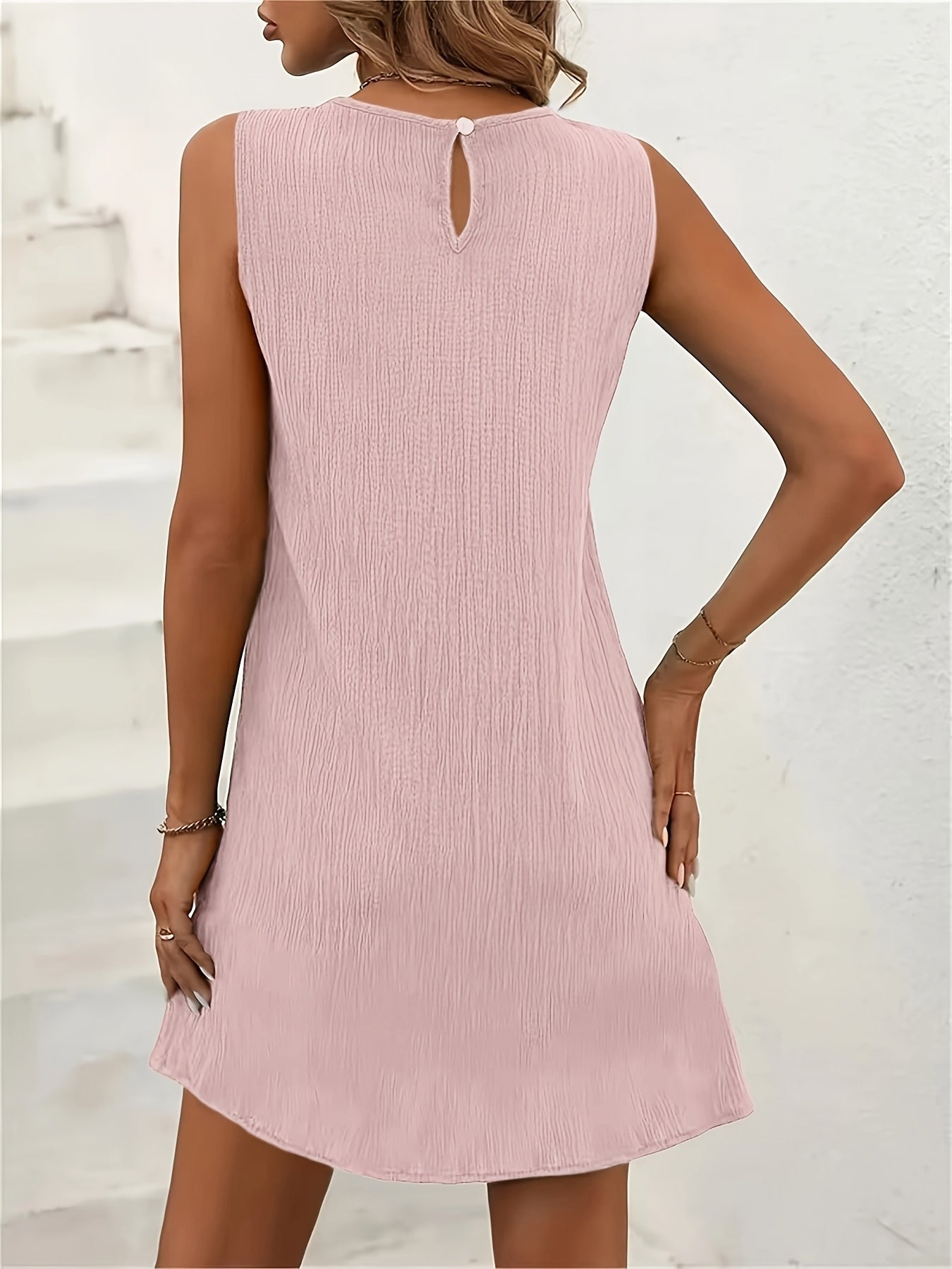 Elegant Evening Dress for Women with Round Neck Sleeveless Formal Wedding Guest A Line Style