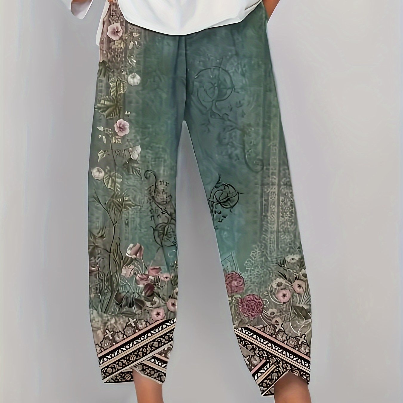 Comfortable Pants for Women with Cropped Elastic Waist