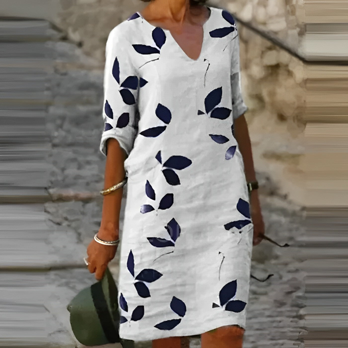 Stylish Dress for Women with V Neck Short Sleeve Vintage