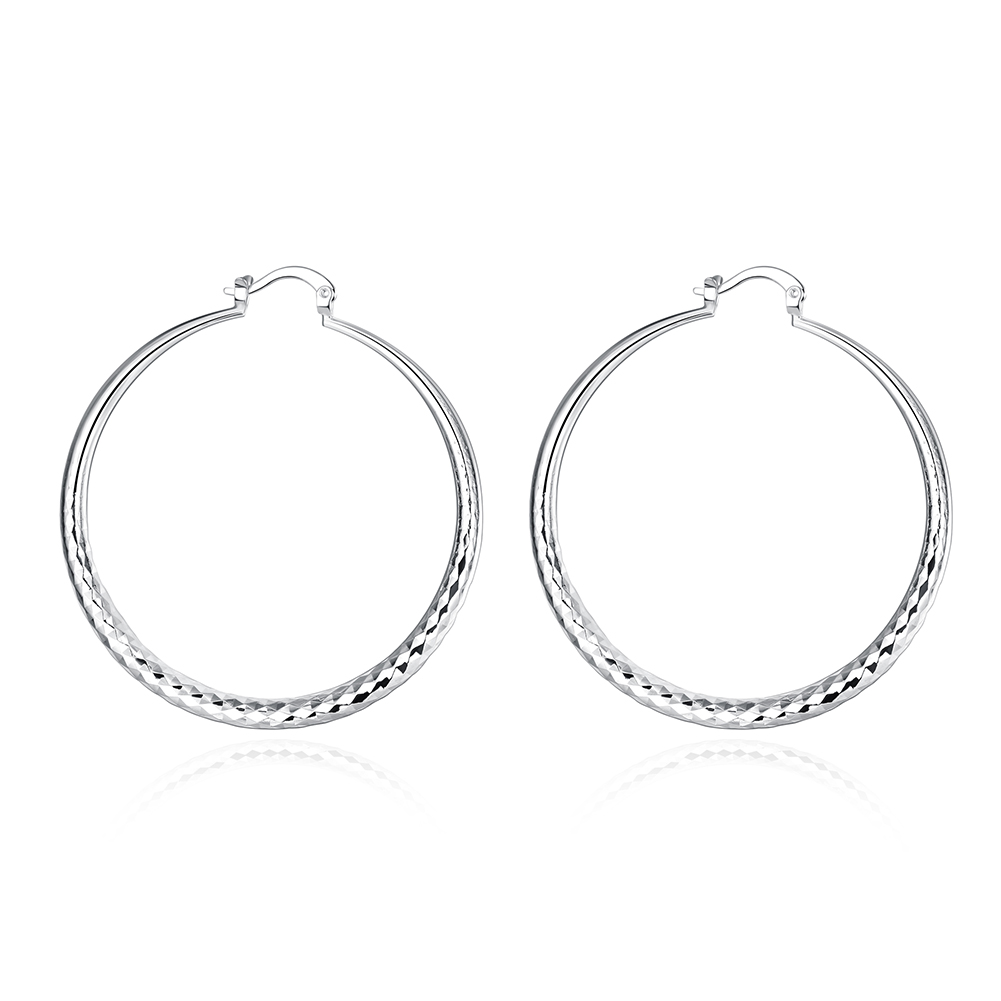 Elegant Earrings for Women with Retro Silver Design
