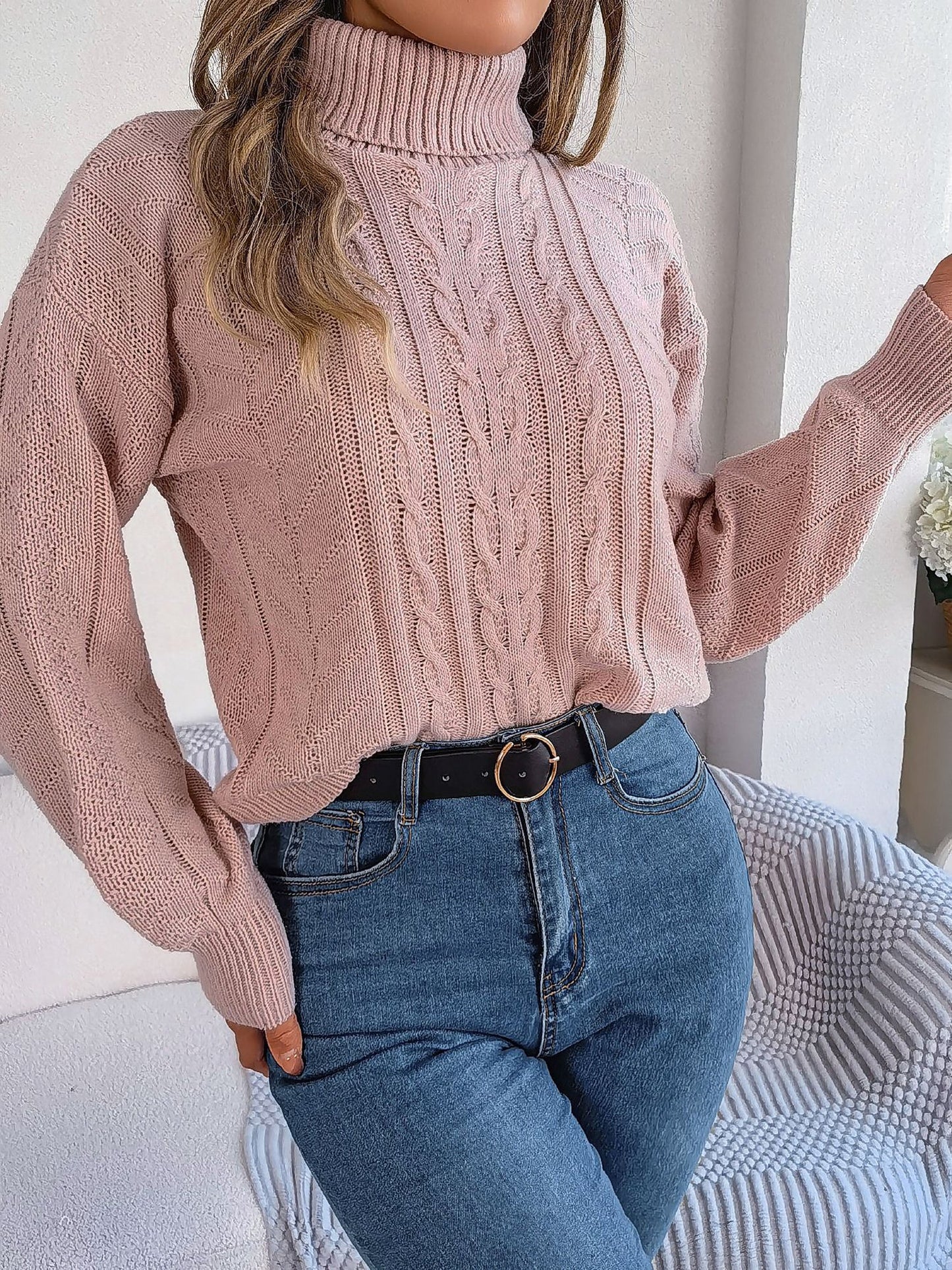 Comfortable Cable Knit Sweater for Women with Turtleneck Long Sleeve Style