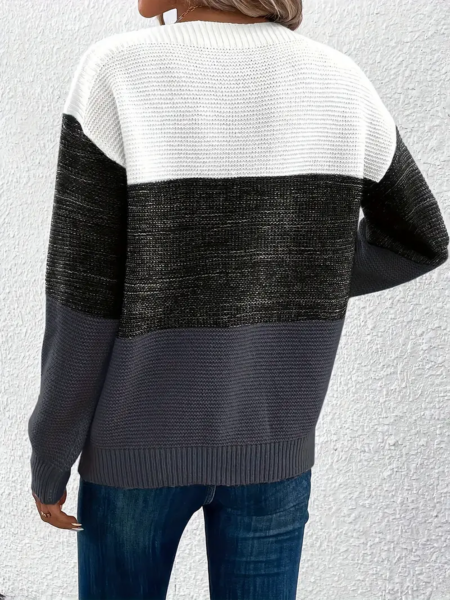 Effortless Colorblock Sweater for Women with Crew Neck Long Sleeve Relaxed Style