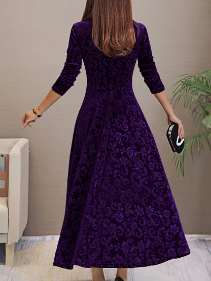 Elegant Floral Maxi Dress for Women with V-Neck Long Sleeve A Line Style