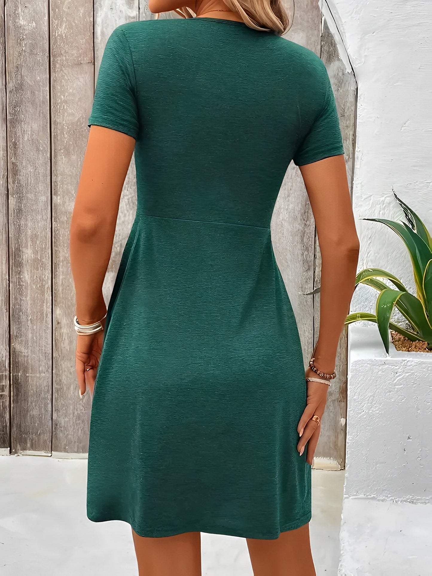 Effortless Twist Front Mini Dress for Women with V-Neck Short Sleeve Flowing Style