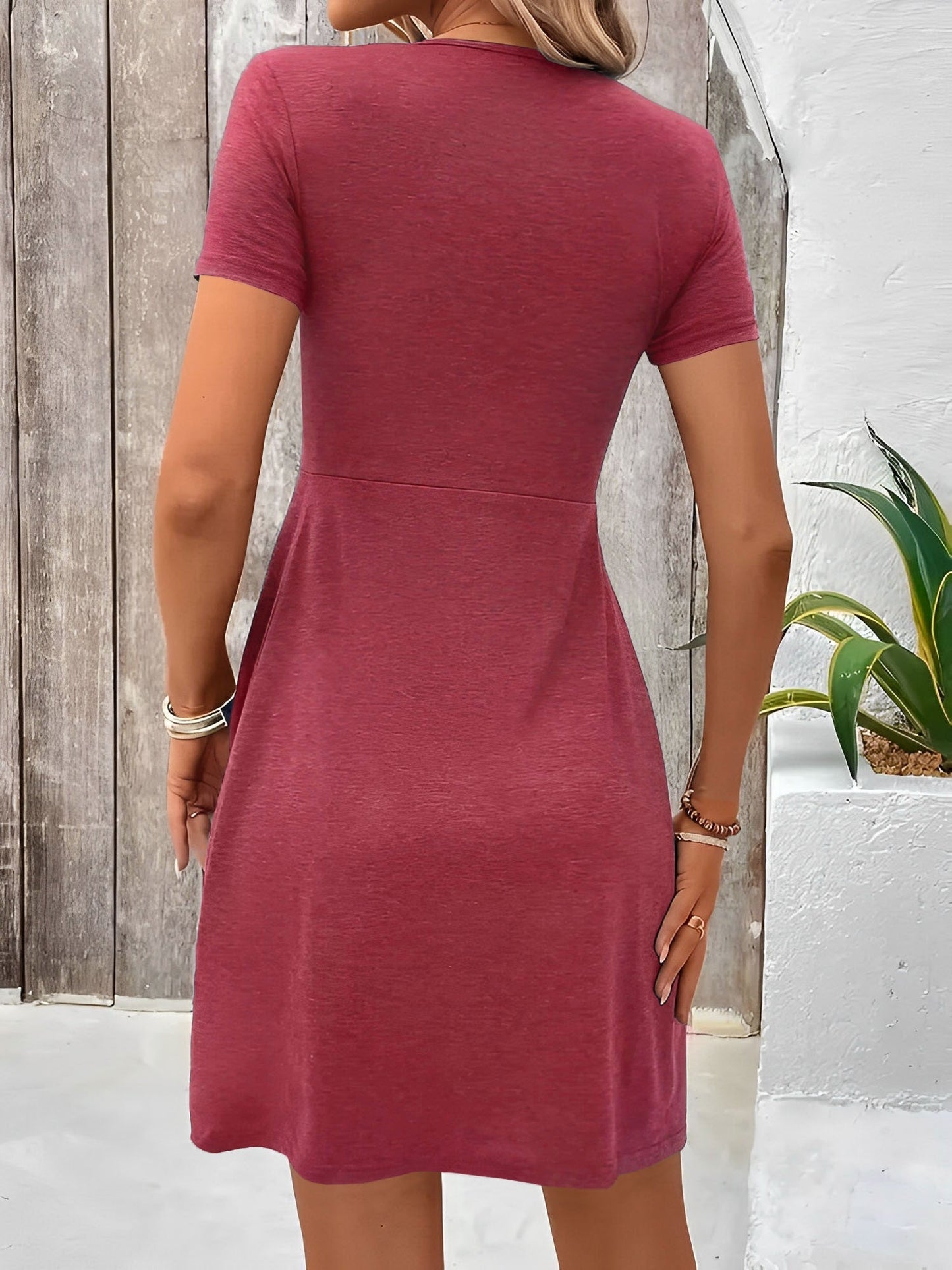 Effortless Twist Front Mini Dress for Women with V-Neck Short Sleeve Flowing Style