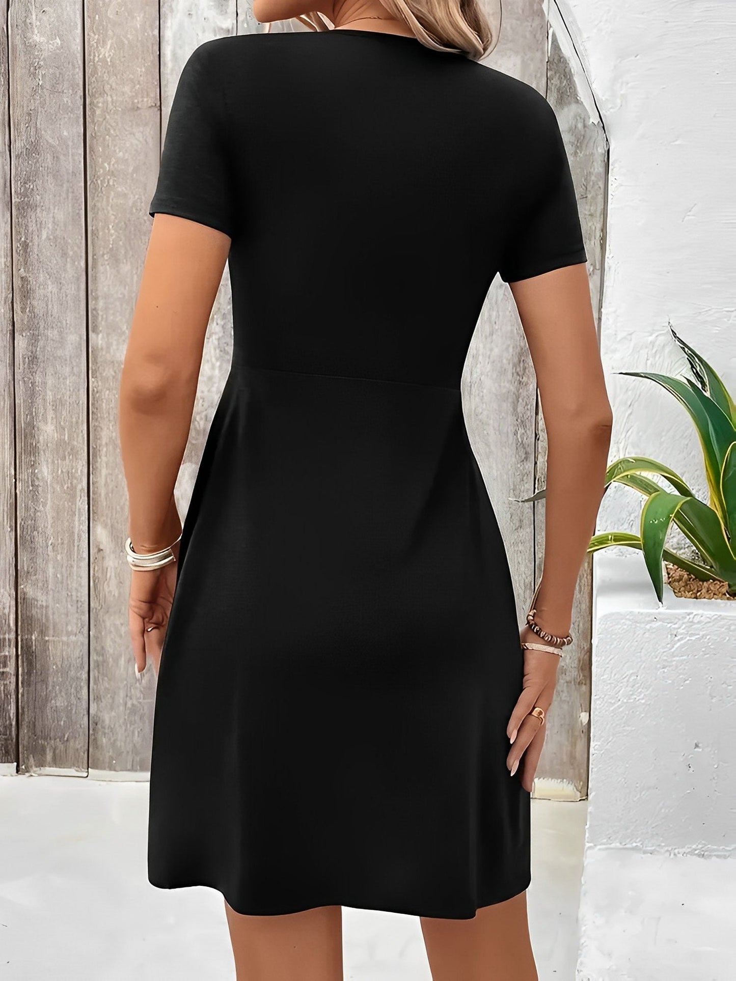 Effortless Twist Front Mini Dress for Women with V-Neck Short Sleeve Flowing Style