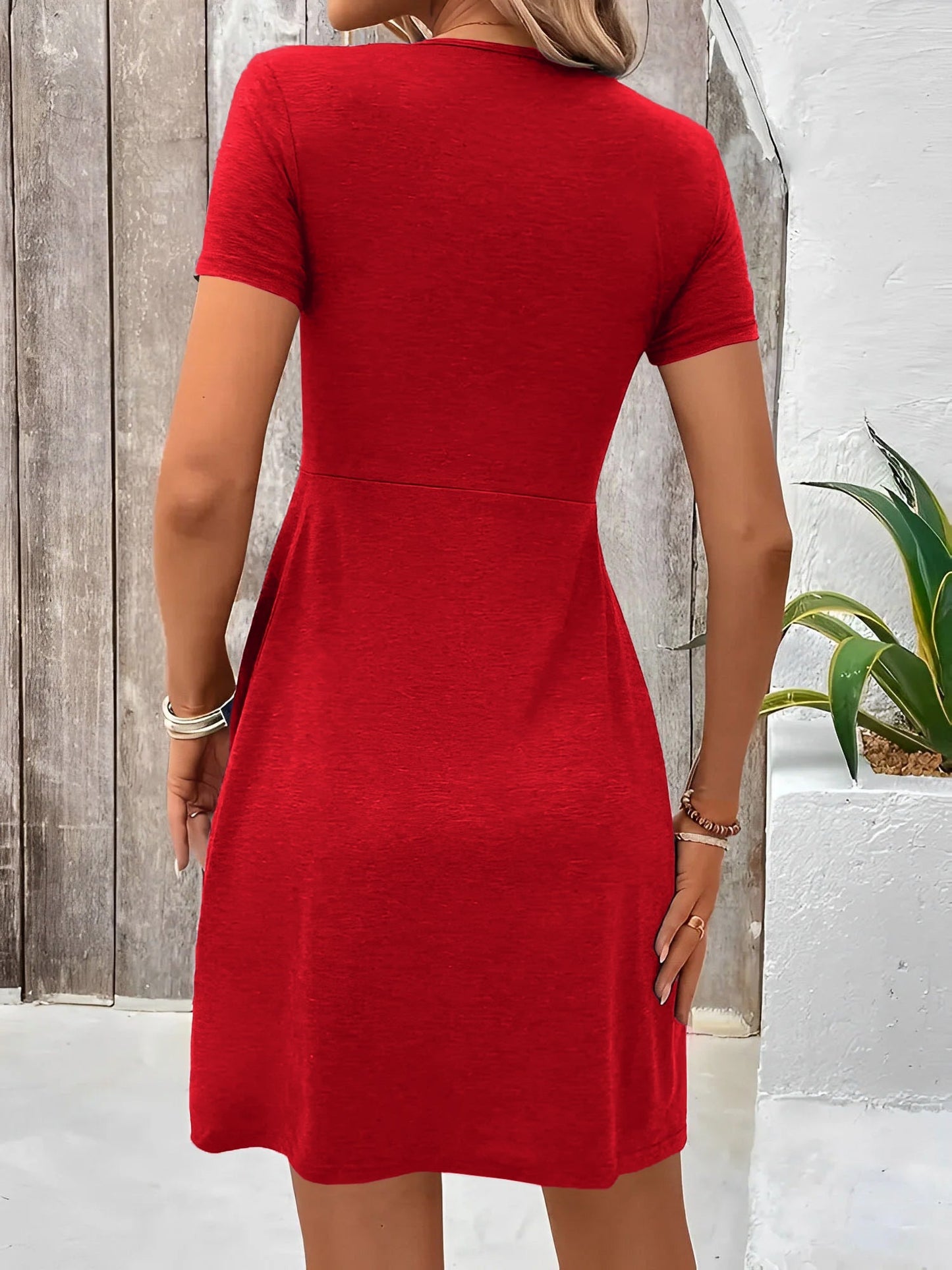 Effortless Twist Front Mini Dress for Women with V-Neck Short Sleeve Flowing Style
