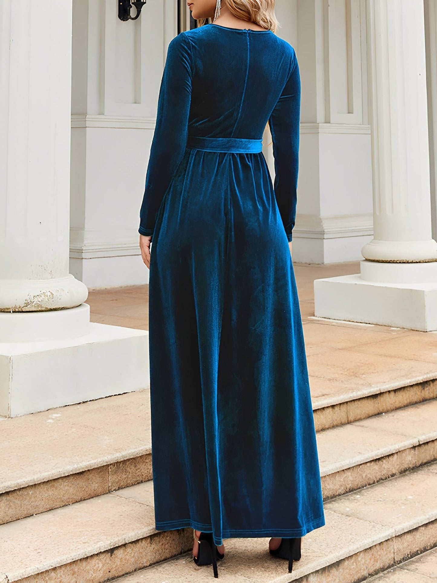Elegant Velvet Maxi Dress for Women with Boat Neck Long Sleeve Belted Waist Style